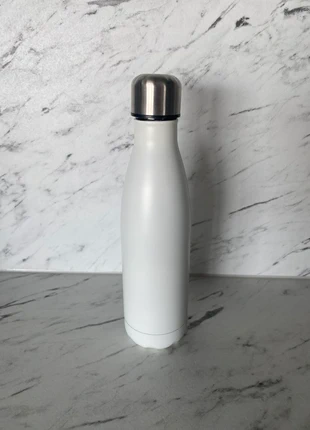 Gourde isotherme blanche inox 500ml - Neuve, état: Neuf avec étiquette, 10,00 €, 11,20 € Protection acheteurs incluse