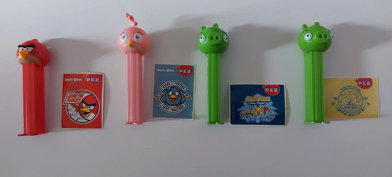 PEZ, Toys, Pez Finding Dory Candy Fish Bowl Dispensers And Pez Candy