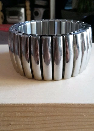 Bracelet argenté extensible , état: Neuf sans étiquette, 1,00 €, 1,75 € Protection acheteurs incluse