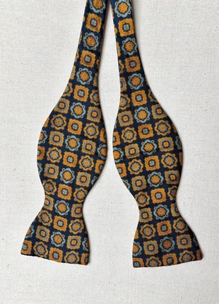 Christian Dior Monsieur noeud papillon vintage en soie, brand: Dior, condition: Very good, €29.00, €31.15 includes Buyer Protection Pro