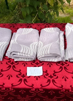 Lot de 4 rideaux à œillets – 140 x 240 cm – gris clair à motifs blancs – état très correct, marque: cosy, état: Bon état, taille: 200 cm - 249 cm, 15,00 €, 16,45 € Protection acheteurs incluse