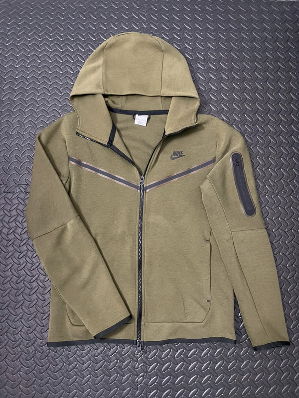 Nike tech fleece jacket 1