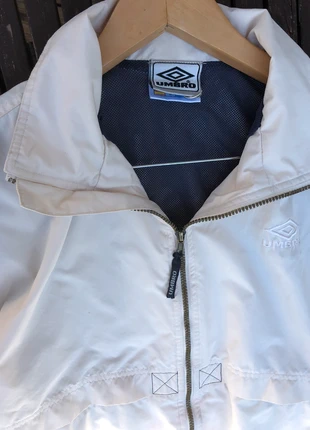 Veste survêtement vintage Umbro, brand: Umbro, condition: Good, size: M / 38 / 10, €13.00, €14.35 includes Buyer Protection