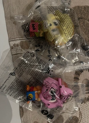 Velma e Shaggy collezione Scooby doo burger King, merk: Scooby Doo, staat: Nieuw met prijskaartje, maat: Prematuur, tot 44 cm, € 4,00, € 4,90 inclusief Kopersbescherming