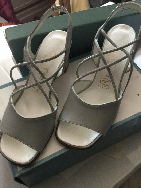 Sandales grises cuir neuves Carla Conti T36 #sandales #grise#brides#cuir 3