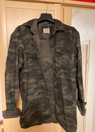 Camouflage Freizeithemd , marque: Jack & Jones, état: Neuf sans étiquette, taille: L, 7,50 €, 8,58 € Protection acheteurs incluse