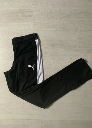 Jogging Puma 12 ans, marque: Puma, état: Neuf sans étiquette, taille: 12 ans / 152 cm, 7,00 €, 8,05 € Protection acheteurs incluse