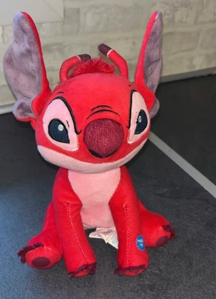 Peluche Stitch très bon état, marke: Stitch, zustand: Sehr gut, größe: Einheitsgröße, 11,90 €, 13,20 € inklusive Vinted-Käuferschutz