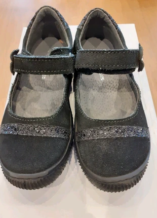 Ballerine velcro noire, marque: Les P'tits Z'élus, état: Satisfaisant, taille: 27, 4,00 €, 4,90 € Protection acheteurs incluse