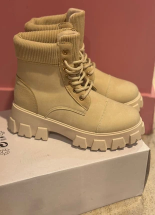 Rangers beige femme haut velours plateforme 37, brand: C'M Paris, condition: Very good, size: 37, €15.00, €16.45 includes Buyer Protection Pro
