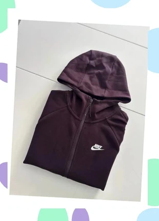 Veste à capuche Nike Tech – Bordeaux – Taille M – Très bon état (9/10), marque: Nike, état: Très bon état, taille: M, 27,00 €, 29,05 € Protection acheteurs incluse