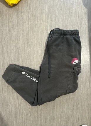 Bas jogging Nike, brand: Nike, condition: Very good, size: M, €10.00, €11.20 includes Buyer Protection