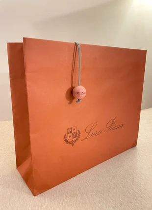 Loro Piana 1 sac d'emballage, brand: Loro Piana, condizioni: Nuovo con cartellino, €12.00, €13.30 include la Protezione acquisti Pro