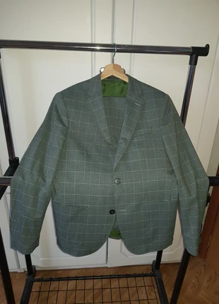 Costume 3 pièces , marque: MCR, état: Très bon état, taille: S, 100,00 €, 105,70 € Protection acheteurs incluse