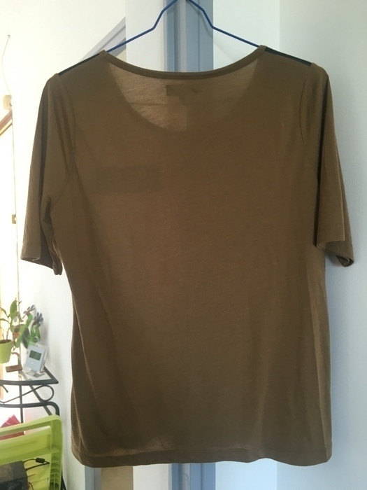 T-shirt marron noir 2
