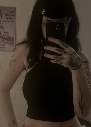 Crop top noir, marque: ne sais pas, état: Très bon état, taille: M / 38 / 10, 3,00 €, 3,85 € Protection acheteurs incluse