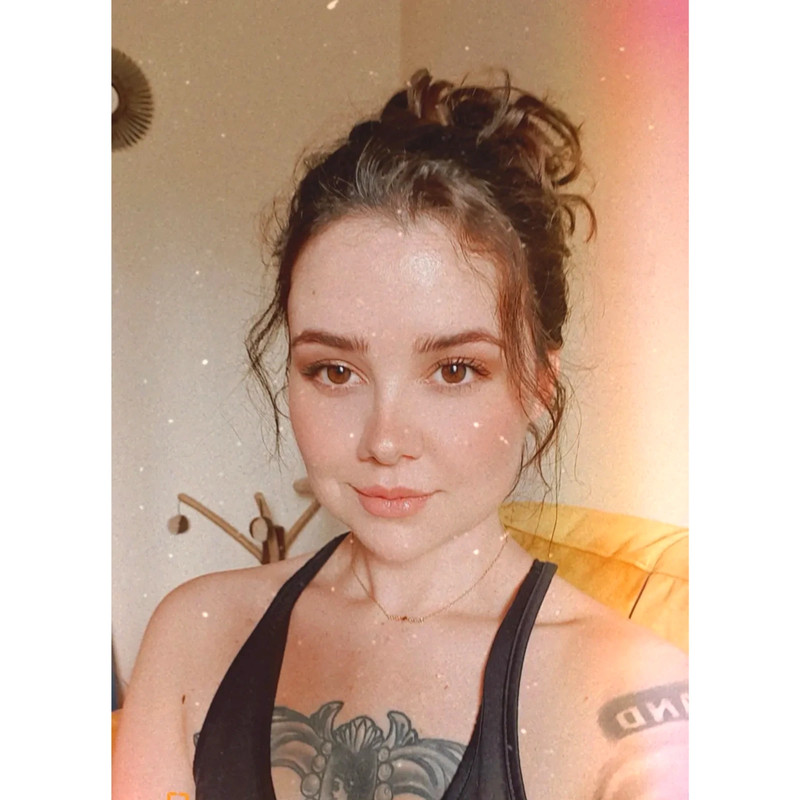 vintagechick1995 profile picture