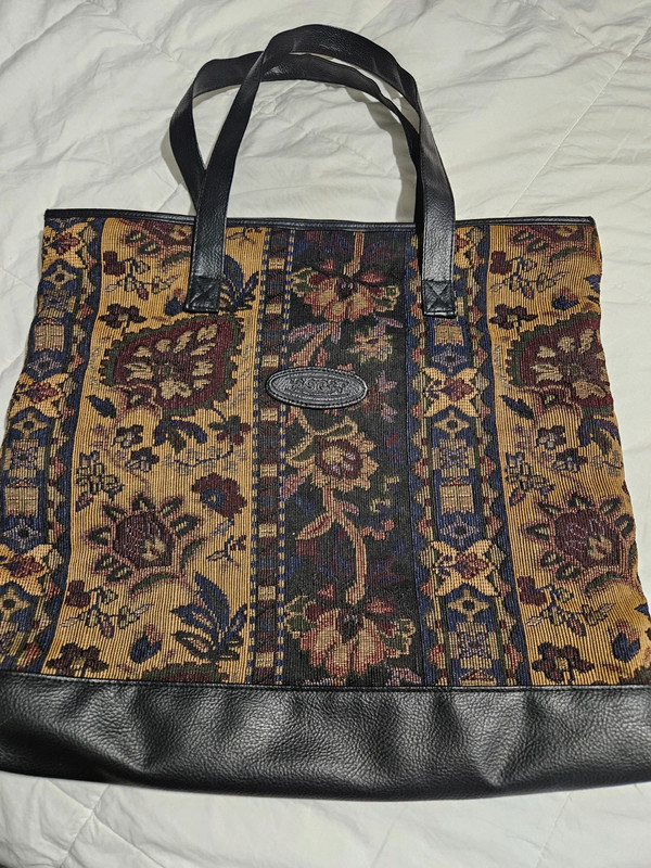 Vintage beautiful carpet  handbag 1