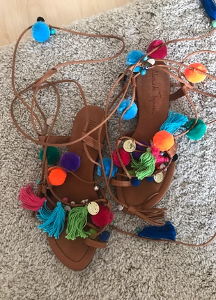 Boho Sandalen Bommel Alameda turquesa, marke: Alameda Turquesa, zustand: Gut, größe: 38, 140,00 €, 147,70 € inklusive Vinted-Käuferschutz