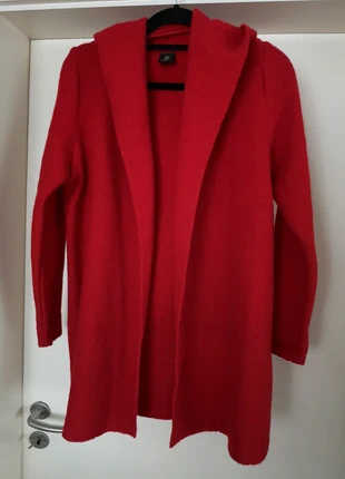 Legere Strickjacke, 100% Vilna Wool, brand: Tine's, condizioni: Ottime, taglia: S / IT 40 / EU 36, €10.00, €11.20 include la Protezione acquisti