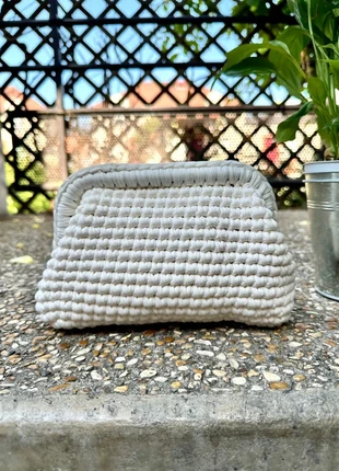 👜 Pochette tricotée écru - Artisanat unique 20x19 cm - Atelier Paname, marca: atelier paname, estado: Muito bom, €29.99, €32.19 inclui Proteção do Comprador Pro