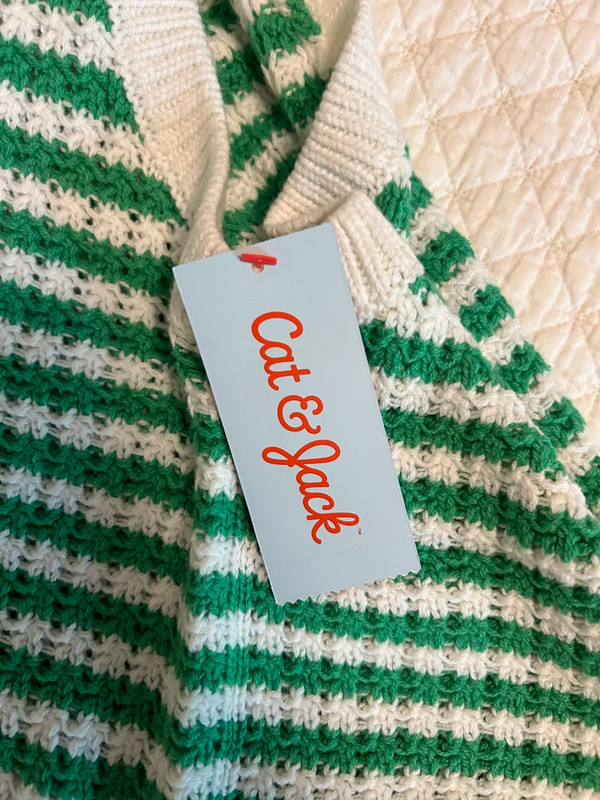 NWT Striped sweater top 4