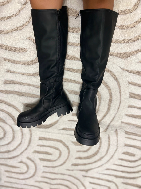 Boohoo kneehigh boots 2