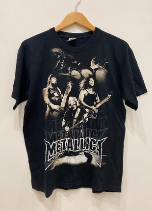 Vintage Metallica 00’s T-Shirt, marke: Metallica, zustand: Sehr gut, größe: M, 22,99 €, 24,84 € inklusive Vinted-Käuferschutz