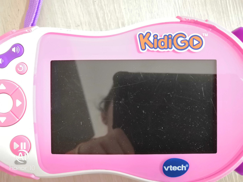 Vtech KidiGo rose Mon 1er lecteur multimédia 4 en 1 + adaptateur secteur.