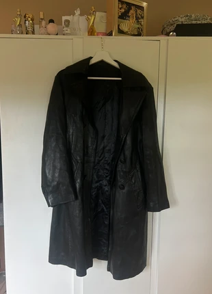 Vintage lange leren jas 90s, marca: Vintage Dressing, estado: Bom, tamanho: M / 38 / 10, €25.00, €26.95 inclui Proteção do Comprador