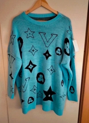 Mooie nieuwe blauwe trui (plus size), merk: Made In Italy, staat: Nieuw met prijskaartje, maat: Universele maat, € 10,00, € 11,20 inclusief Kopersbescherming