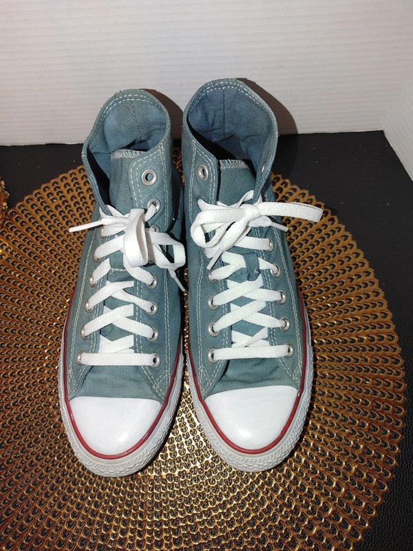 Converse Mens Size 7 Womens Size 8