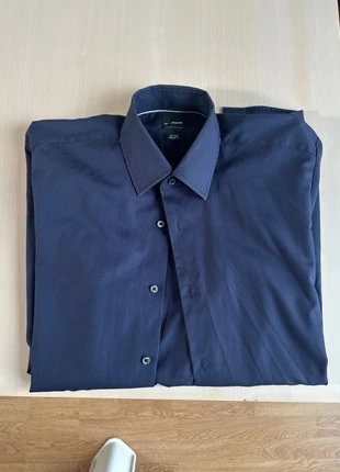 Chemise Strellson – Taille 37 / 14.5 – Bleu (Bleu Nuit Profond), marke: Strellson, zustand: Sehr gut, größe: 37 | DE 46, 20,00 €, 21,70 € inklusive Vinted-Käuferschutz