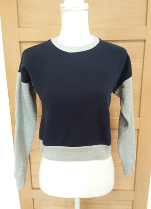 Très joli sweat crop top bleu et gris boohoo, brand: Boohoo, condition: Very good, size: S / 36 / 8, €5.00, €5.95 includes Buyer Protection