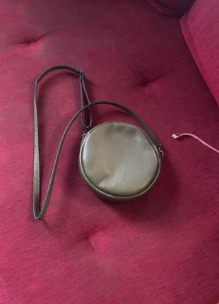 Sac rond à bandoulière vert / genuine italy, brand: The Genuine Leather, condizioni: Nuovo senza cartellino, €3.00, €3.85 include la Protezione acquisti