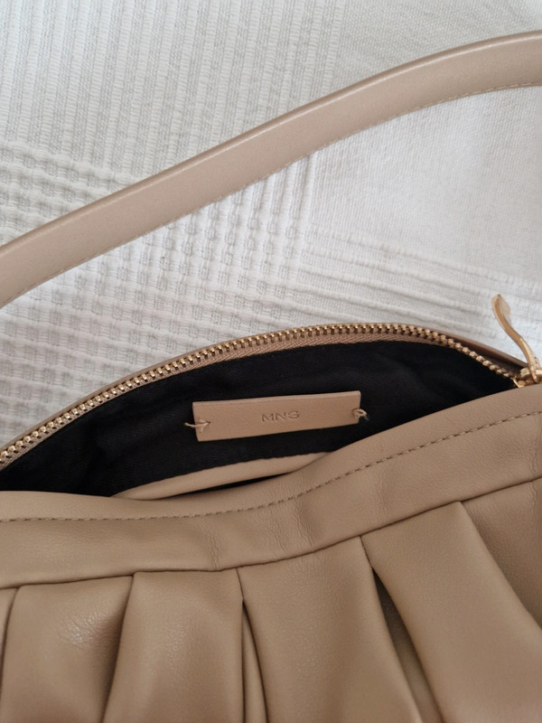 Bolso beige Mango 4