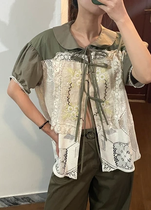 30%sale for 1 week Countrycore Cute khaki lace blouse🌱, marque: Shansy Atelier, état: Neuf avec étiquette, taille: M / 38 / 10, 56,00 €, 59,50 € Protection acheteurs incluse