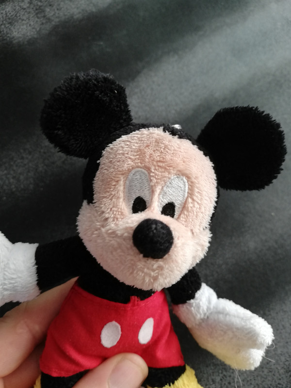 Peluche Mickey porte clefs disneyland paris