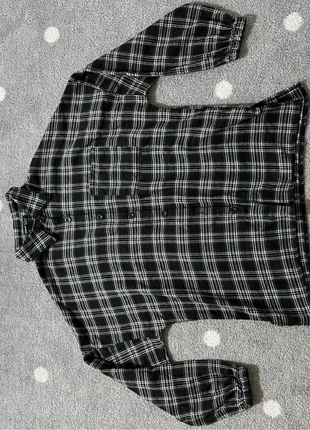 Chemise oversize quadrillée noire et blanche, marca: Shein, estado: Muito bom, tamanho: M, €3.00, €3.85 inclui Proteção do Comprador