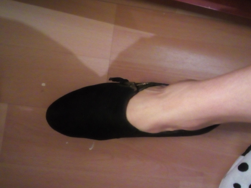 chaussure à talon de couleur noir 4