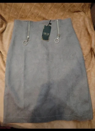 Jupe surdine gris neuve courte, marca: Boutique Parisienne, estado: Novo com etiquetas, tamanho: S / 36 / 8, €6.50, €7.53 inclui Proteção do Comprador