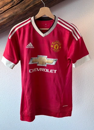 Maillot Adidas Manchester United 2015/16 domicile en taille S, très bon état, marque: adidas, état: Bon état, taille: XS, 15,00 €, 16,45 € Protection acheteurs incluse