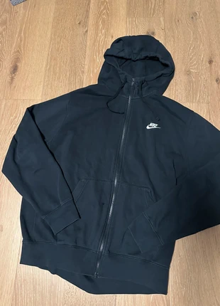 Nike Hoodie, brand: Nike, condition: Very good, size: L, $15.00, $16.45 includes Buyer Protection