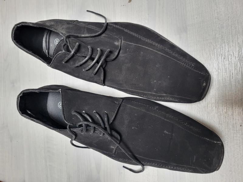 Chaussure pointe harcourt 43