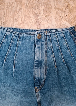 Jeans, origine afwerking taille / pantalon en jean, finitions originales taille, merk: Bershka, staat: Heel goed, maat: S / 36 / 8, € 6,00, € 7,00 inclusief Kopersbescherming