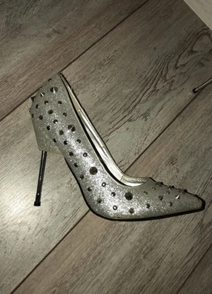 Escarpins cloutés , condition: New without tags, size: 37, €5.00, €5.95 includes Buyer Protection
