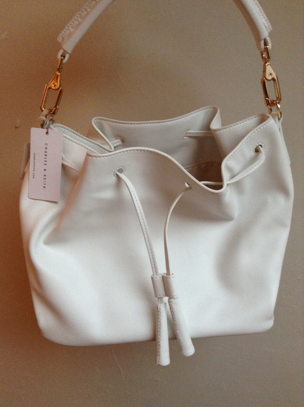 Sac Charles & Keith blanc - Vinted