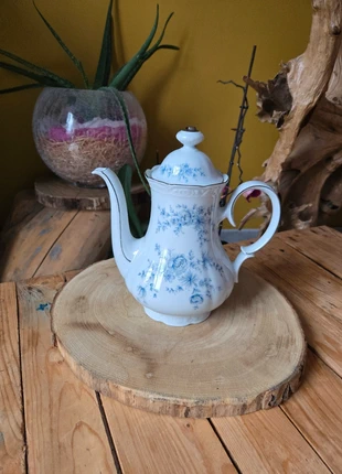 Théière en porcelaine fleurs, brand: Mitterteich, condition: Very good, €9.00, €10.15 includes Buyer Protection