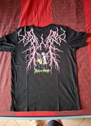 Maglietta Rick and Morty con fulmini – Taglia L, marca: Adult Swim, estado: Novo sem etiquetas, tamanho: L, €9.00, €10.15 inclui Proteção do Comprador