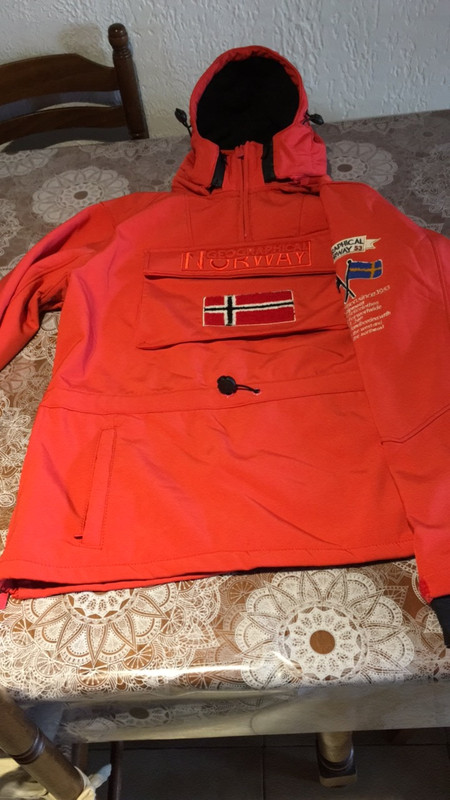 azufre También balsa Parka geographical Norway rouge - Vinted